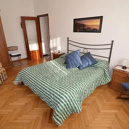 Glicine Apartamento Levanto